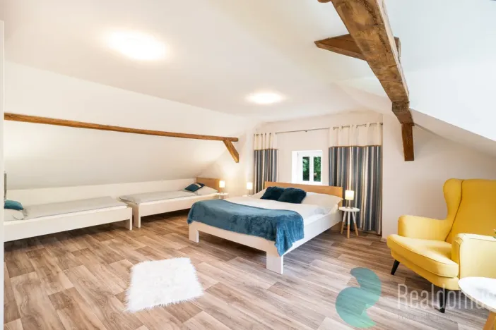 Prodej rodinného domu, Rožmberk nad Vltavou, 302 m2