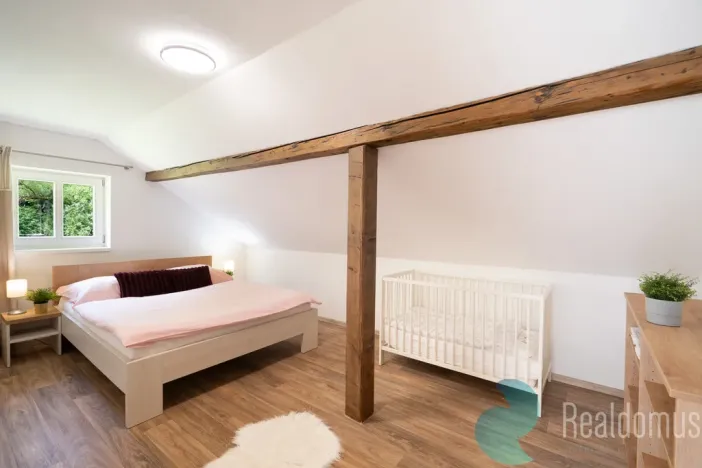 Prodej rodinného domu, Rožmberk nad Vltavou, 302 m2