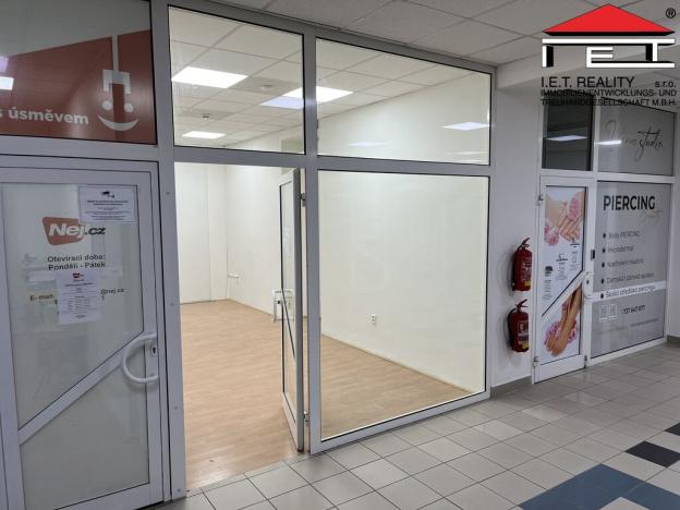 Pronájem obchodního prostoru, Frýdek-Místek - Frýdek, tř. T. G. Masaryka, 44 m2