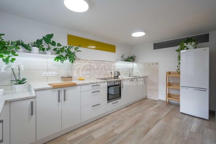Pronájem bytu 3+1, Neratovice, 17. listopadu, 64 m2
