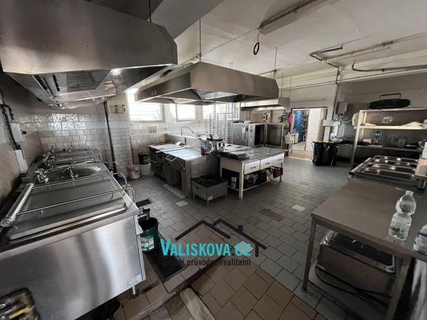Pronájem restaurace, Hulín, 400 m2