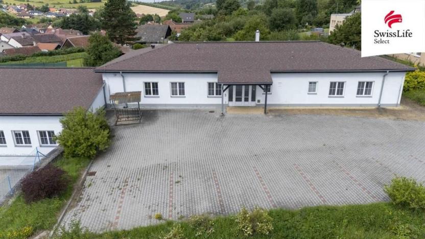 Prodej výrobních prostor, Kamenice, 783 m2