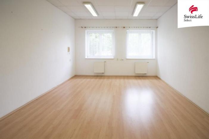 Prodej výrobních prostor, Kamenice, 783 m2