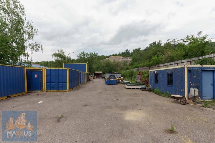 Pronájem komerčního pozemku, Praha - Hloubětín, Kbelská, 3070 m2