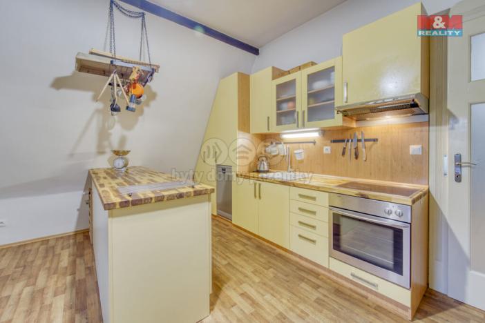 Prodej bytu 3+1, Cheb, Kachní kámen, 118 m2