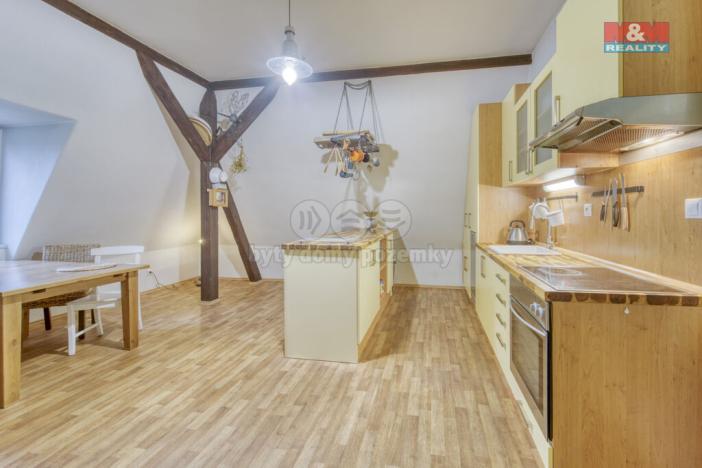 Prodej bytu 3+1, Cheb, Kachní kámen, 118 m2