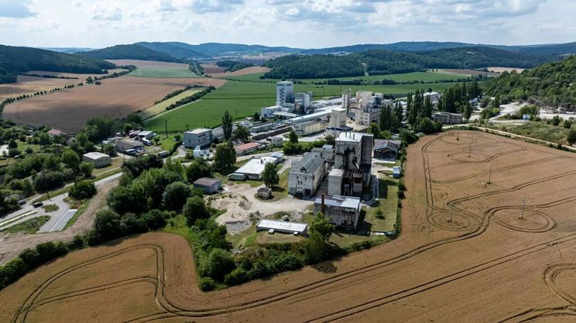 Prodej skladu, Čebín, 3507 m2