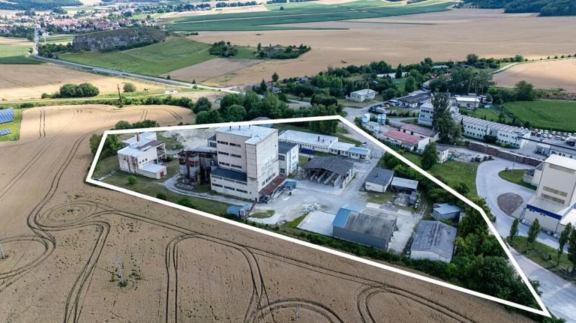 Prodej výrobních prostor, Čebín, 3507 m2