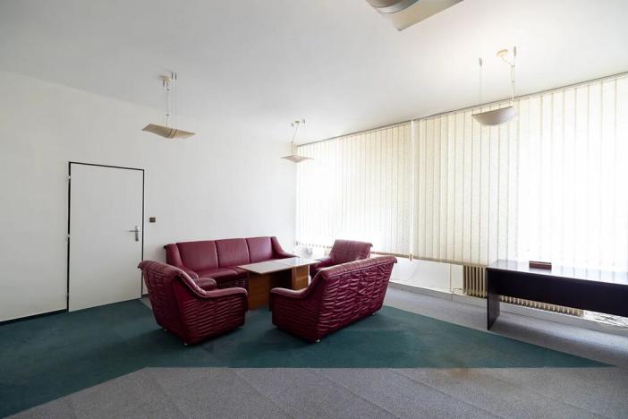 Prodej výrobních prostor, Čebín, 3507 m2