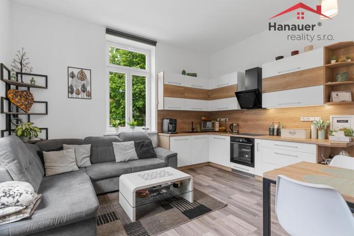 Prodej činžovního domu, Česká Kamenice, Lipová, 320 m2