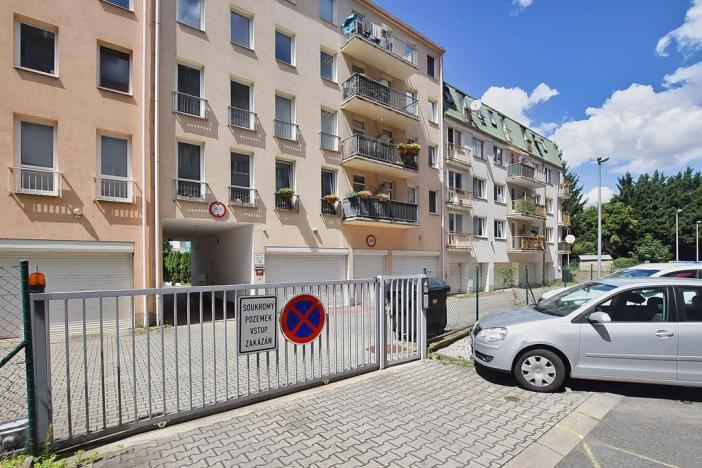 Pronájem bytu 2+kk, Praha - Kyje, Lipnická, 43 m2