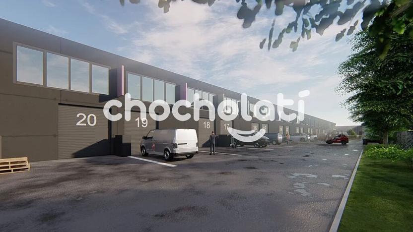 Pronájem výrobních prostor, Pardubice, 2973 m2