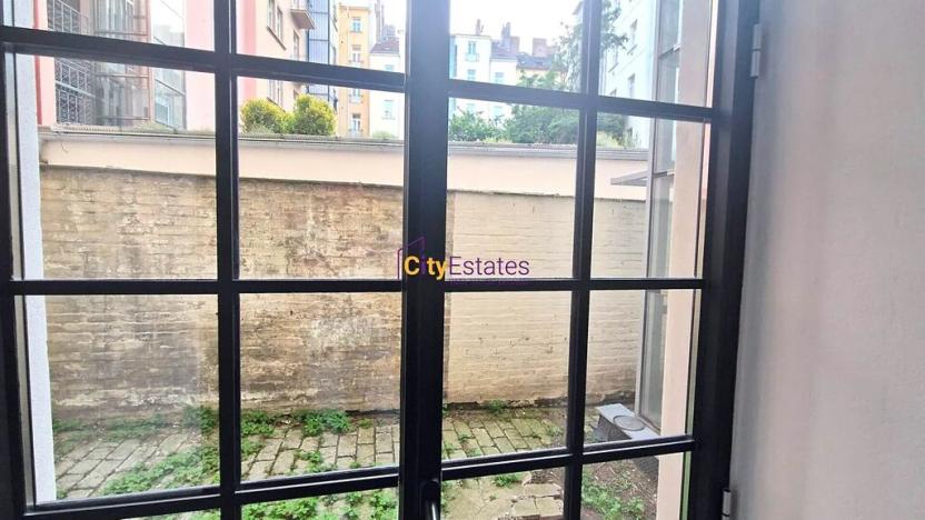 Prodej kanceláře, Praha - Smíchov, Janáčkovo nábřeží, 135 m2