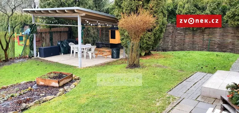 Pronájem bytu 2+1, Zlín - Kostelec, Lešenská, 75 m2