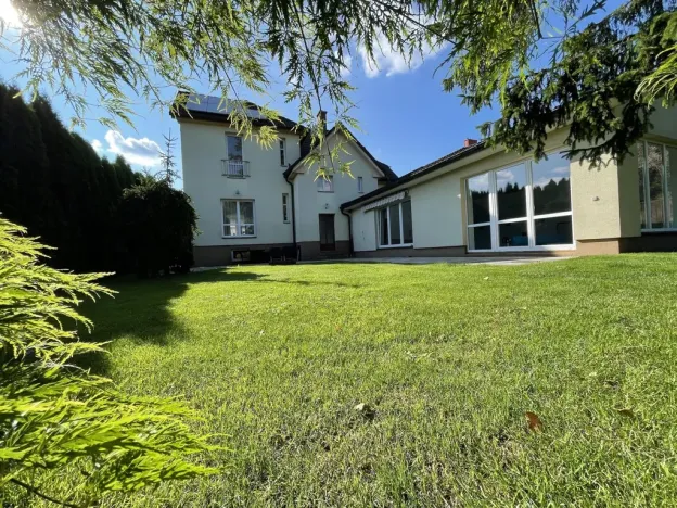 Prodej vily, Valašské Meziříčí - Krásno nad Bečvou, Jiráskova, 300 m2