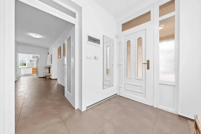 Prodej vily, Valašské Meziříčí - Krásno nad Bečvou, Jiráskova, 300 m2