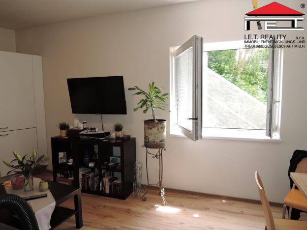 Prodej bytu 2+kk, Praha - Lochkov, Cementářská, 45 m2