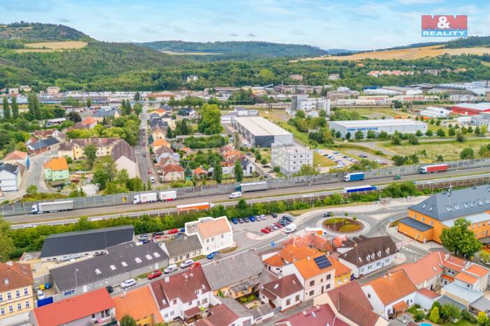 Pronájem obchodního prostoru, Králův Dvůr, Plzeňská, 189 m2