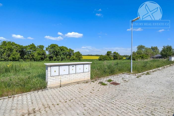 Prodej pozemku, Zlonín, Vrbová, 637 m2