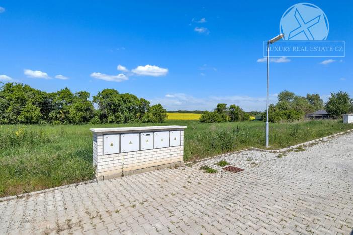 Prodej pozemku, Zlonín, Vrbová, 637 m2