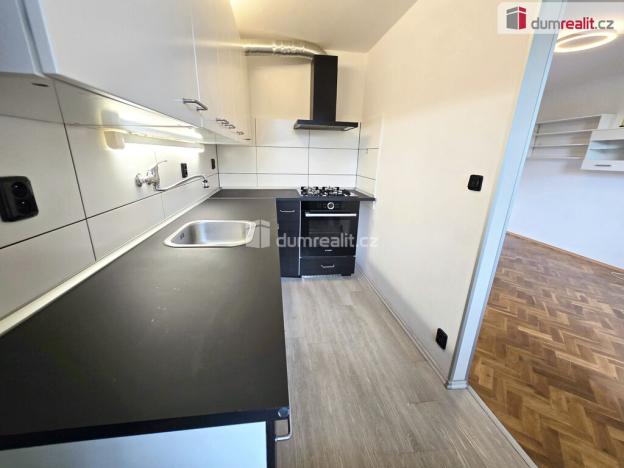 Pronájem bytu 2+1, Praha - Vokovice, K Červenému vrchu, 48 m2