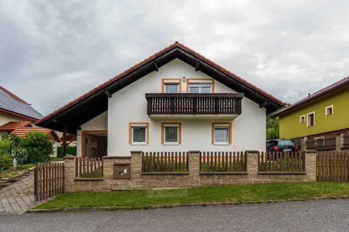 Prodej rodinného domu, Vodňany - Pražák, 330 m2