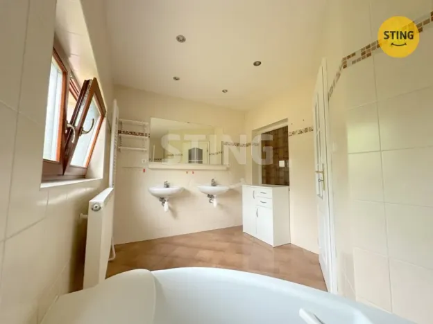 Prodej rodinného domu, Lísek - Lhota, 180 m2