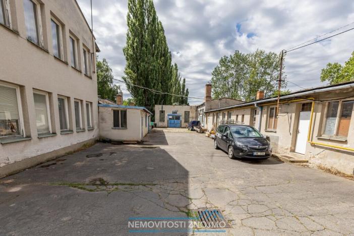 Pronájem výrobních prostor, Hrušovany nad Jevišovkou, Rudé armády, 12000 m2