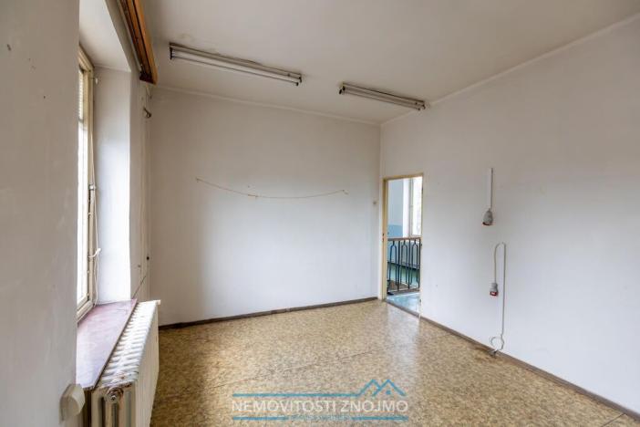 Pronájem výrobních prostor, Hrušovany nad Jevišovkou, Rudé armády, 12000 m2