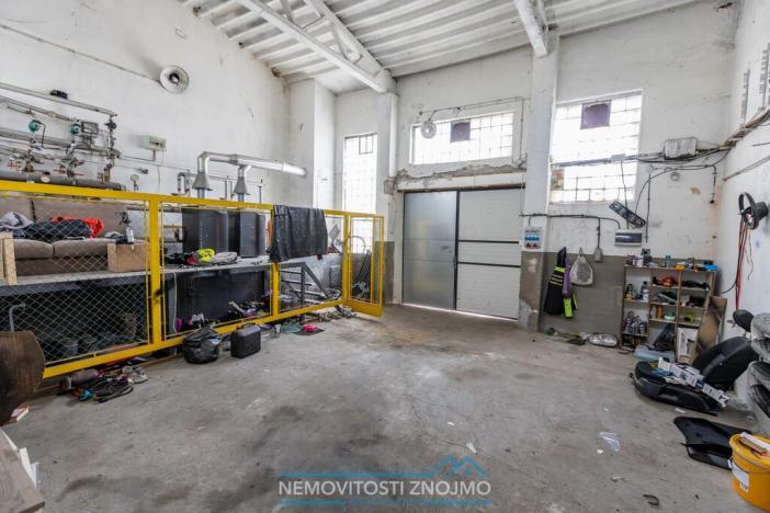 Pronájem výrobních prostor, Hrušovany nad Jevišovkou, Rudé armády, 12000 m2