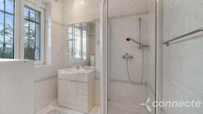 Prodej rodinného domu, Liběšice, 380 m2