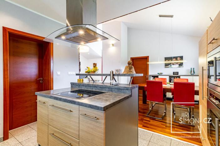 Prodej rodinného domu, Horky nad Jizerou, 208 m2