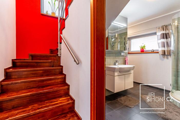 Prodej rodinného domu, Horky nad Jizerou, 208 m2