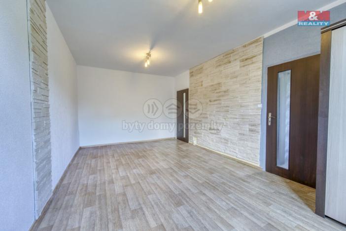 Prodej bytu 2+1, Tachov, Bělojarská, 60 m2