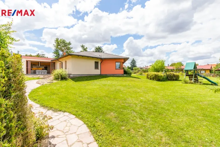 Prodej rodinného domu, Kostelec nad Labem - Jiřice, K Paterům, 290 m2