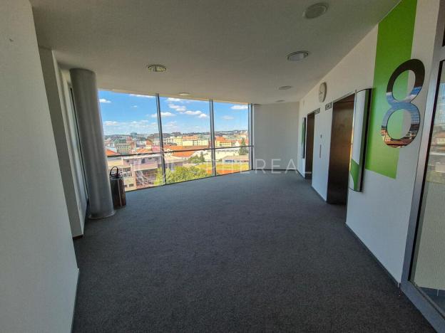 Pronájem kanceláře, Brno - Zábrdovice, Plynárenská, 720 m2