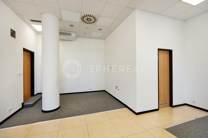 Pronájem obchodního prostoru, Brno - Brno-město, Benešova, 191 m2