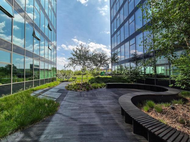 Pronájem kanceláře, Brno - Starý Lískovec, Palachovo náměstí, 750 m2