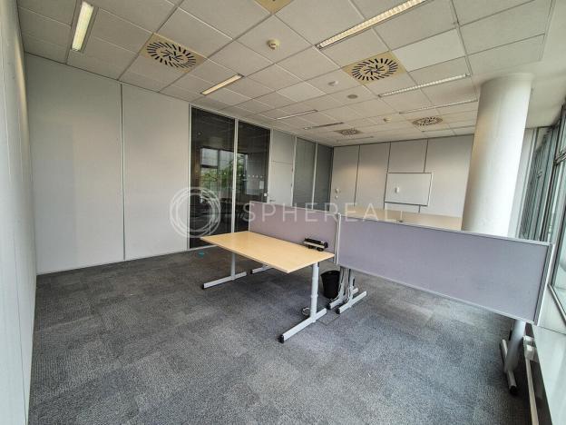 Pronájem kanceláře, Brno - Královo Pole, Technická, 4000 m2