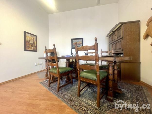 Pronájem kanceláře, Olomouc, Horní náměstí, 142 m2