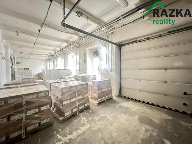 Pronájem skladu, Tachov, Školní, 1200 m2