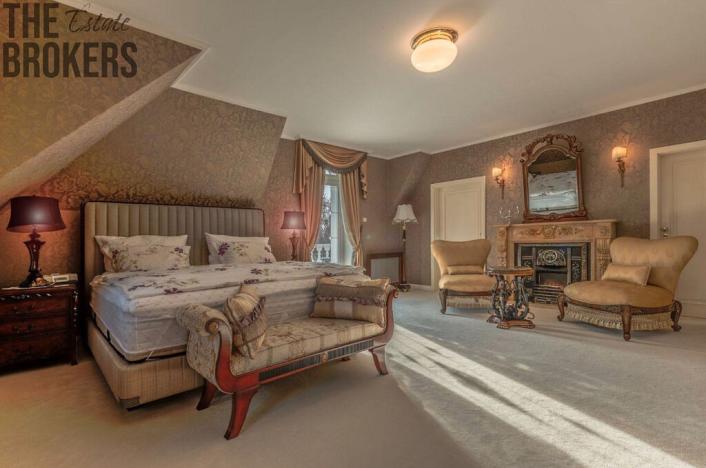 Prodej rodinného domu, Praha - Dolní Měcholupy, U přejezdu, 359 m2