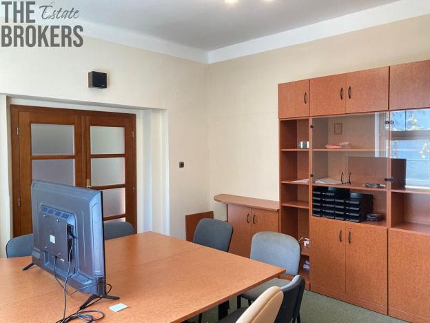 Pronájem kanceláře, Praha - Libeň, V Holešovičkách, 100 m2