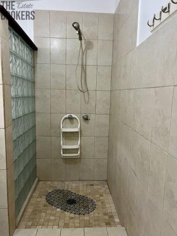 Prodej chaty, Coxen Hole, Roatán, Honduras, 232 m2