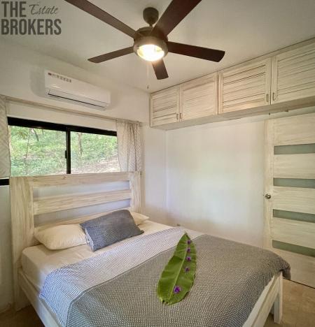 Prodej komerční, Coxen Hole, Roatán, Honduras, 304 m2