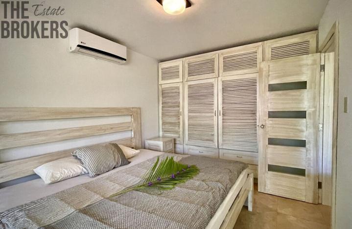 Prodej komerční, Coxen Hole, Roatán, Honduras, 304 m2