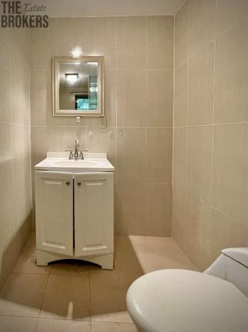 Prodej komerční, Coxen Hole, Roatán, Honduras, 304 m2