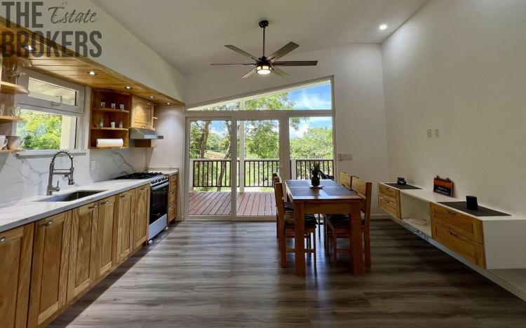 Prodej chaty, Coxen Hole, Roatán, Honduras, 91 m2