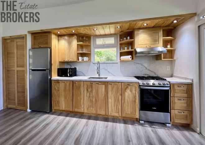 Prodej chaty, Coxen Hole, Roatán, Honduras, 91 m2