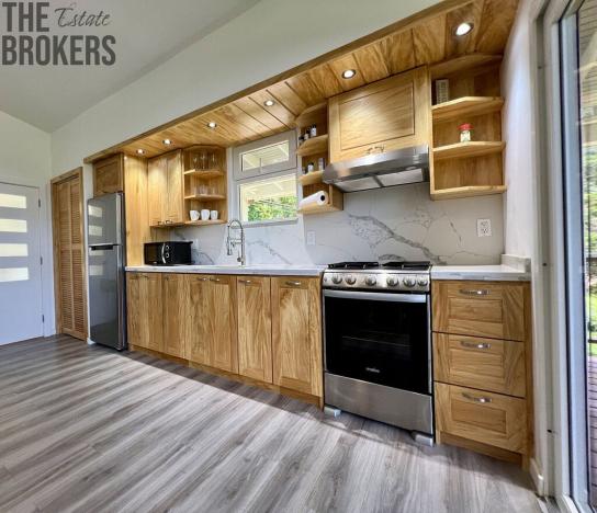 Prodej chaty, Coxen Hole, Roatán, Honduras, 91 m2